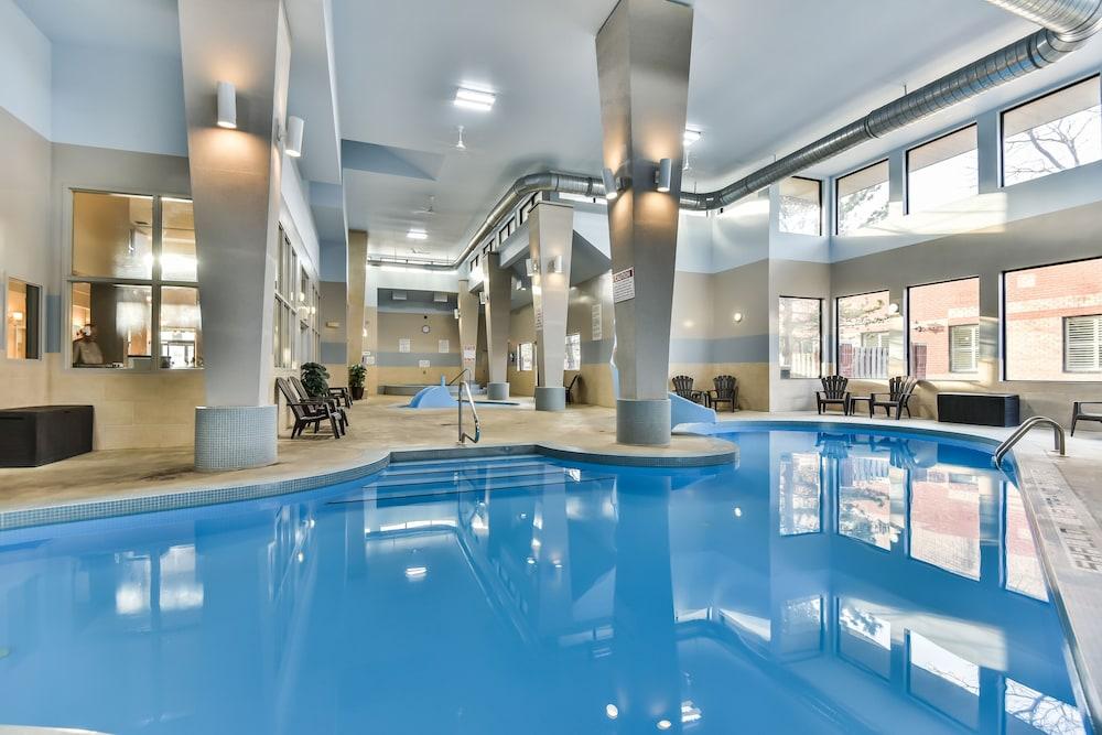 Comfort Inn & Suites Ambassador Bridge Windsor Buitenkant foto