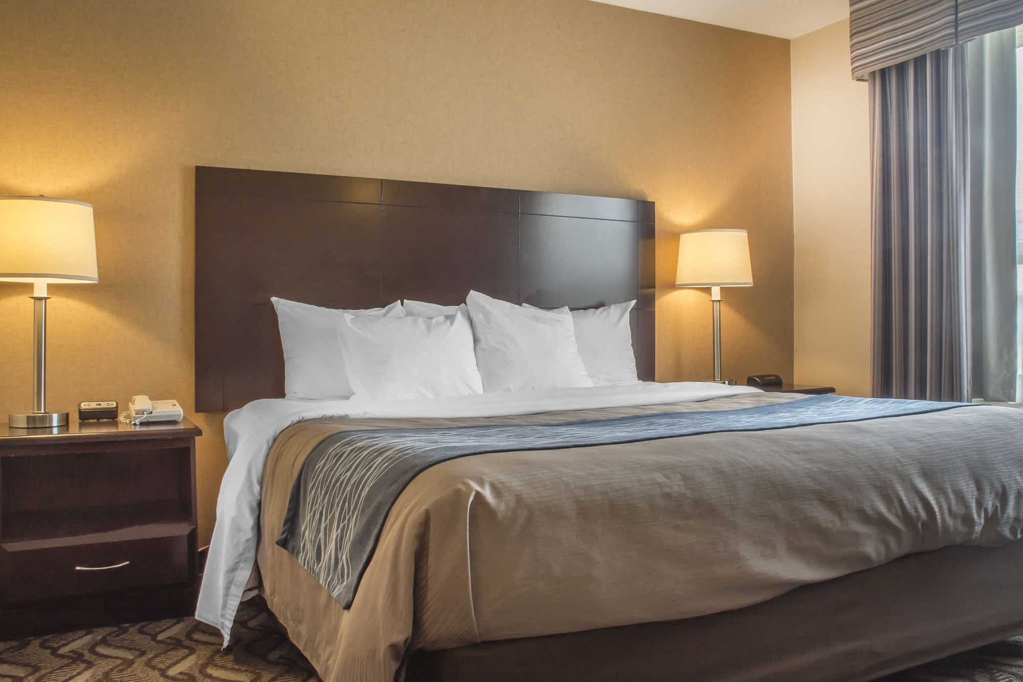 Comfort Inn & Suites Ambassador Bridge Windsor Kamer foto